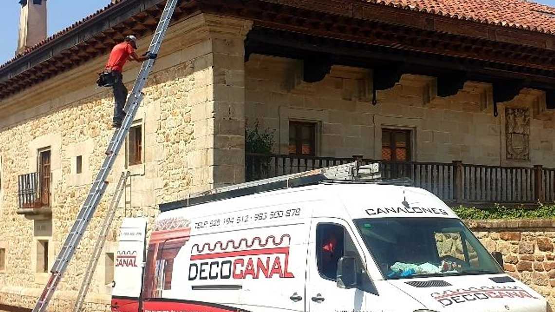 Decocanal 2000S.L.U cover image