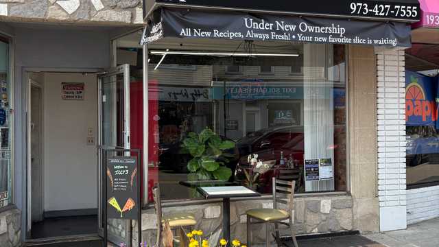 Experienced Pizzeria Chef and Line Cook Wanted (Hawthorne)