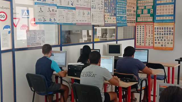 Profesor/a Autoescuela
