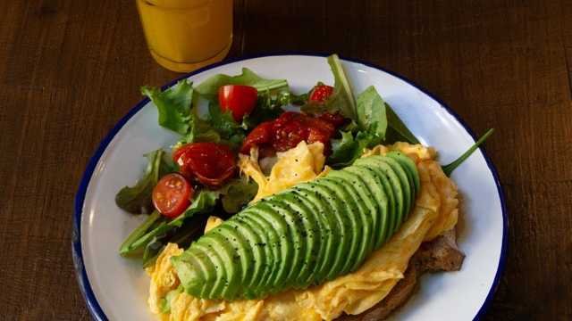 Ayudante de Camarero/a