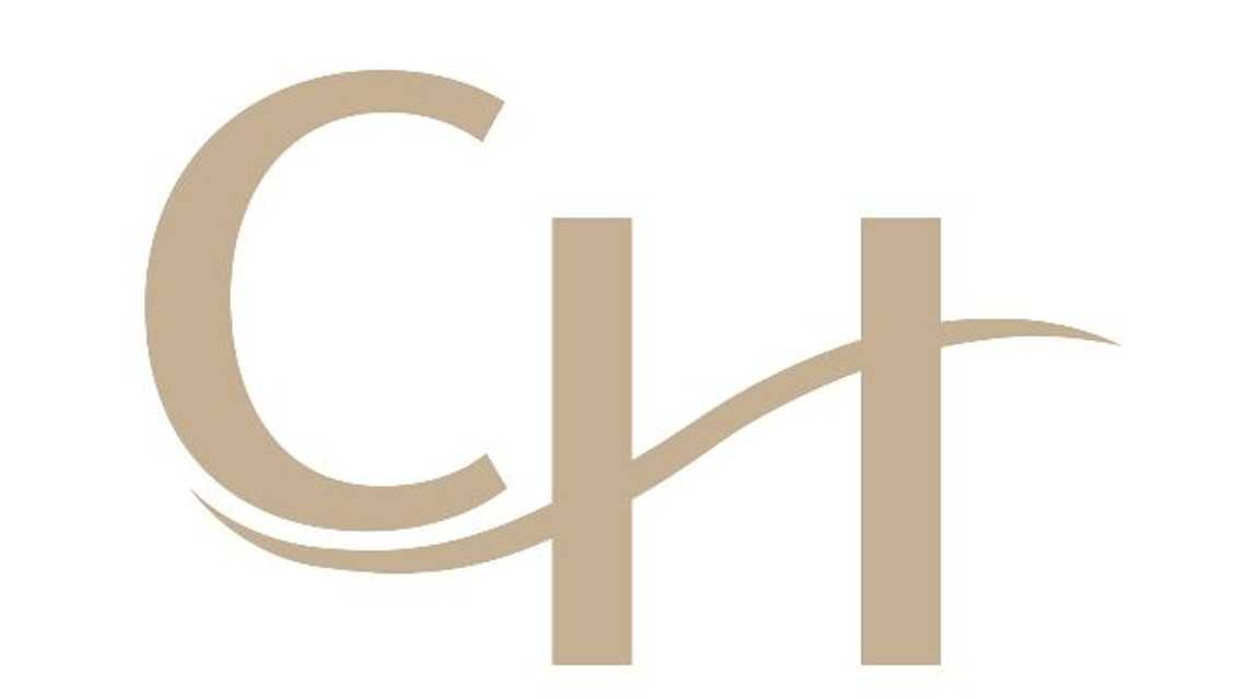 CLAUDIA HAIRSTYLIST cover image