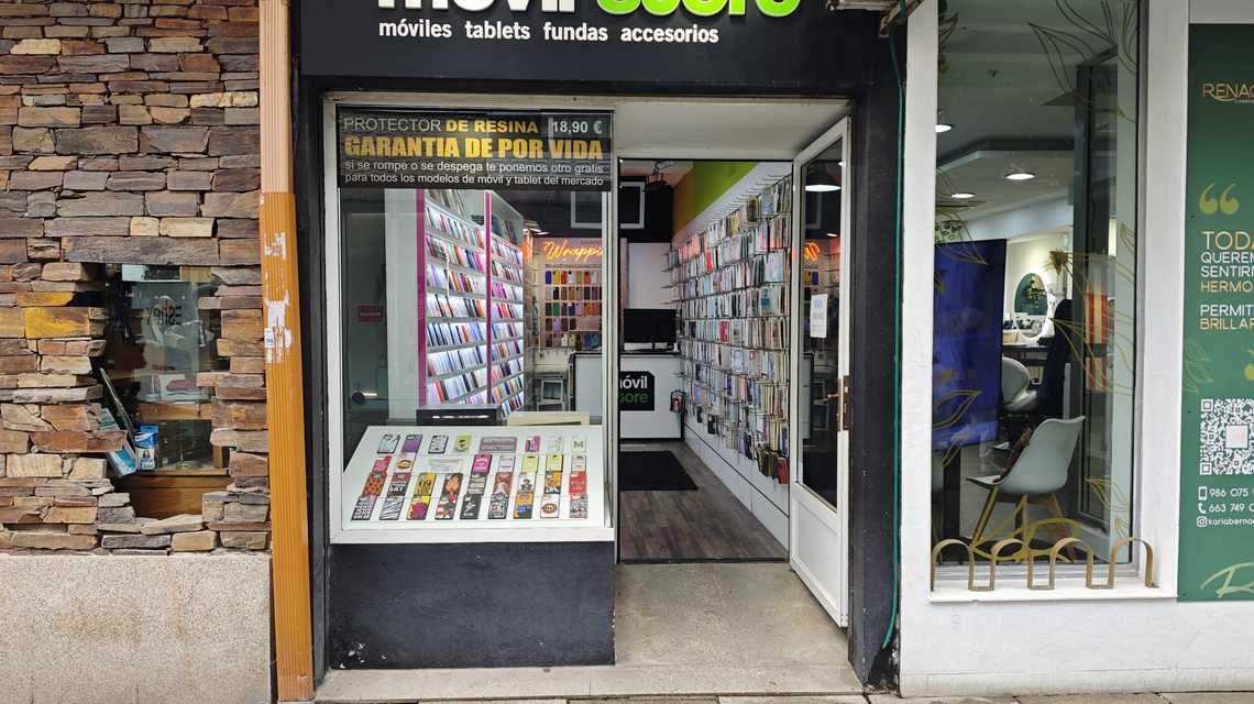 Móvil Store cover image