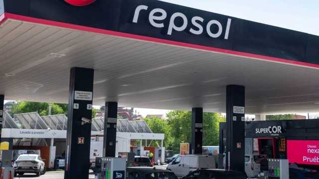 EXPENDEDORA DE COMBISTIBLES GASOLINERA REPSOL