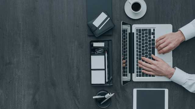 Comercial B2B Medios de pago (10 a 14h): Fijo 1000 ó 1400 € + Alto variable