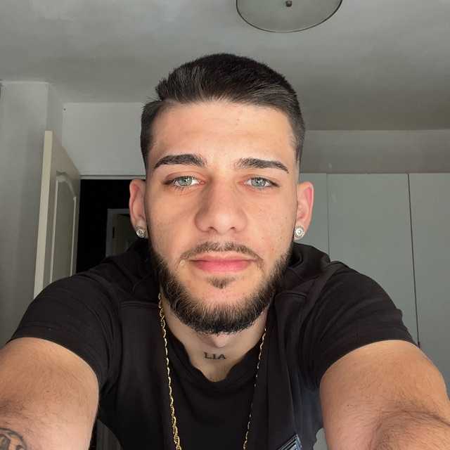 Candidate avatar
