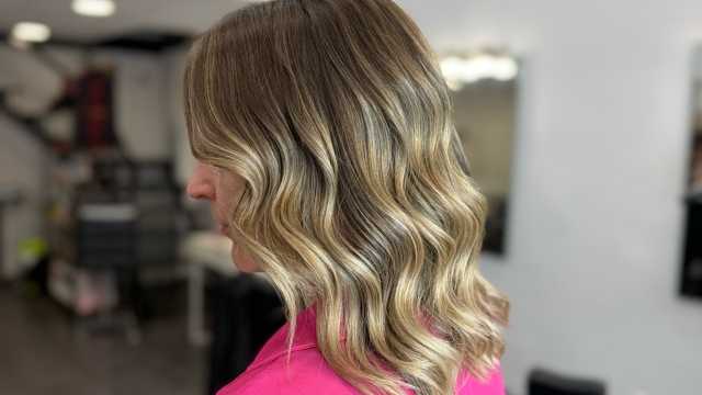 Peluquera junior avanzada/Ayudante con experiencia