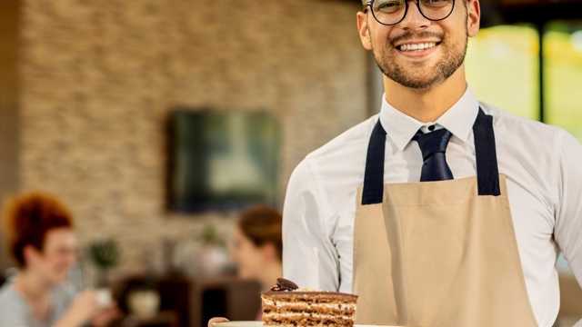 Ayudante de Camarero/a