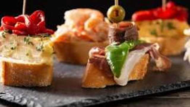 Camarero/a de sala y barra - Ayudante de cocina