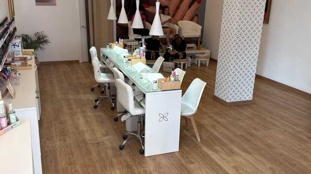 Profesional Especialista en Uñas
