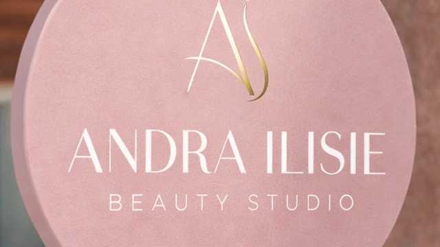 Técnica de uñas, depilacion, pedicura.