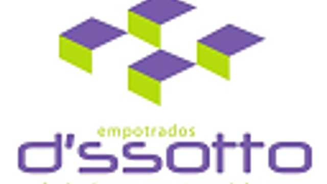 Peon de fabrica de armarios