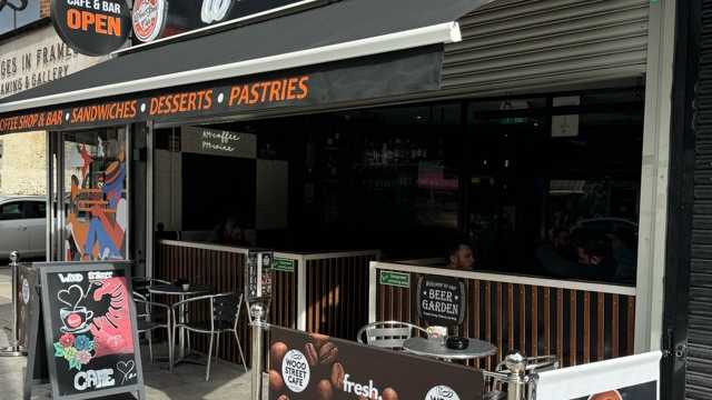 Barista and Waiter / Waitress