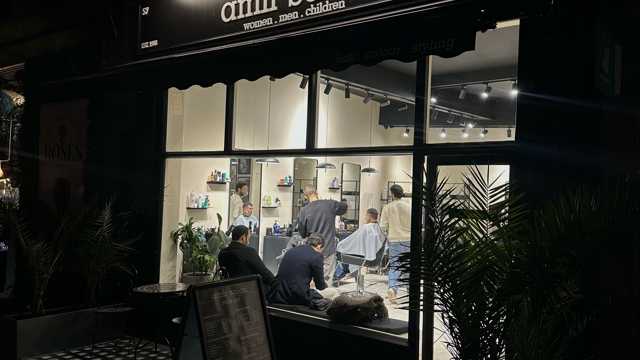 Barber / Hairdresser