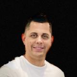 Ler Avendaño avatar icon