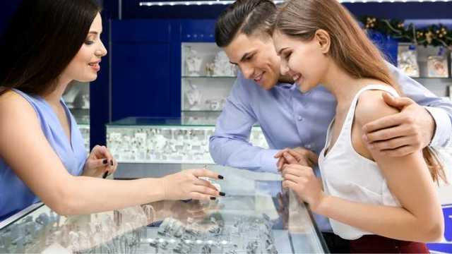 Dependiente/a de Tienda
