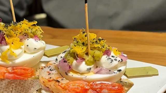 Cocinero/a y Ayudante/a de Cocina