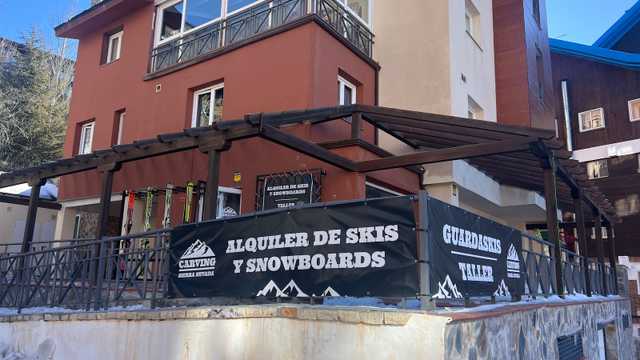 Dependiente/a de Tienda ski rental