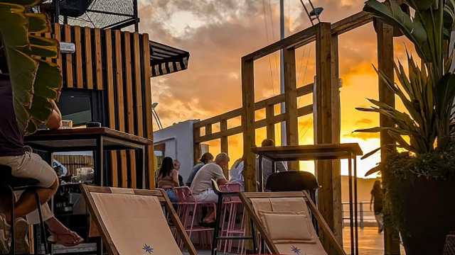 Camarero/a de Sala/Terraza