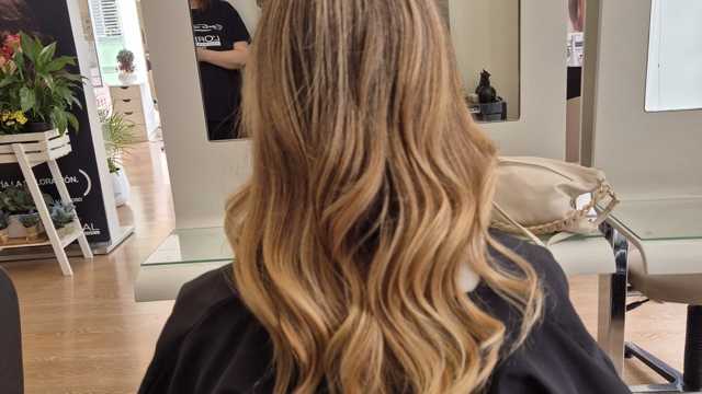 Oficiala de Peluquería