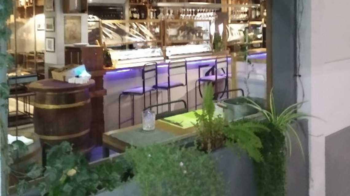 Cerveceria Layton Castaños cover image