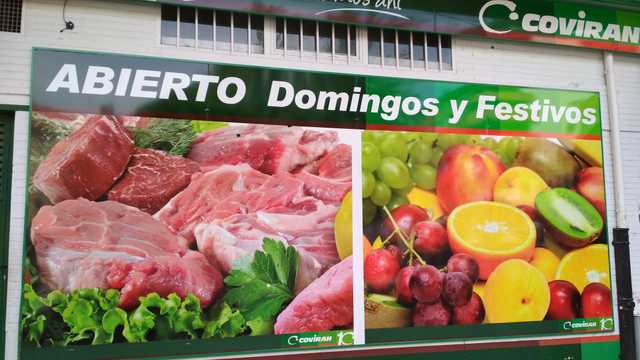 Cajero reponedor