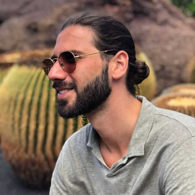 Candidate avatar