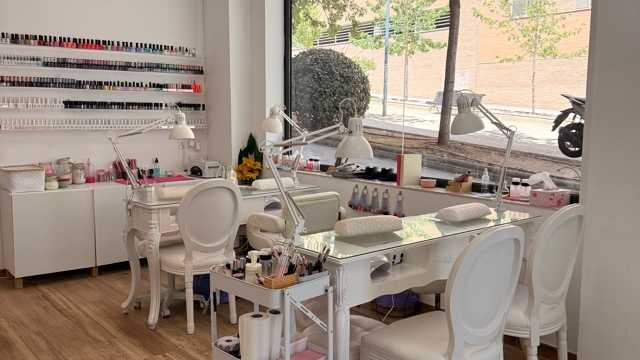 Manicurista (jornada 30horas)Técnica Uñas