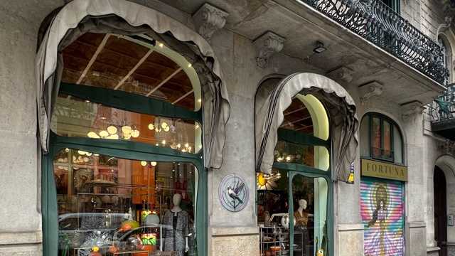 Full-Time Creative Sales