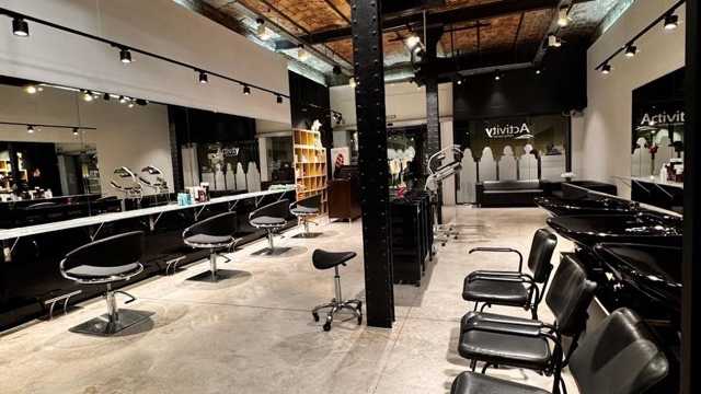 Oficial de Peluquería