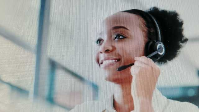 AGENTE AL SERVICIO TELEFONICO