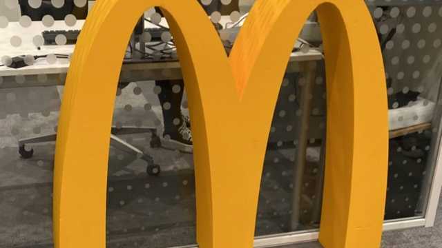 EMPLEADO/ ENCARGADO MC DONALDS