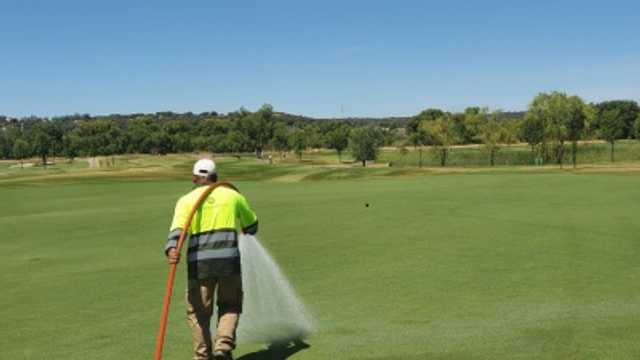 JARDINEROS MANTENIMIENTO CAMPO DE GOLF