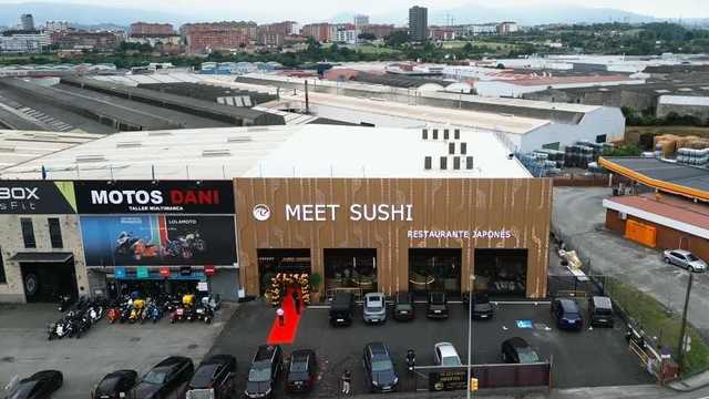 ¡Buscamos Talento!  Buscamos personal para MEET SUSHI GIJÓN