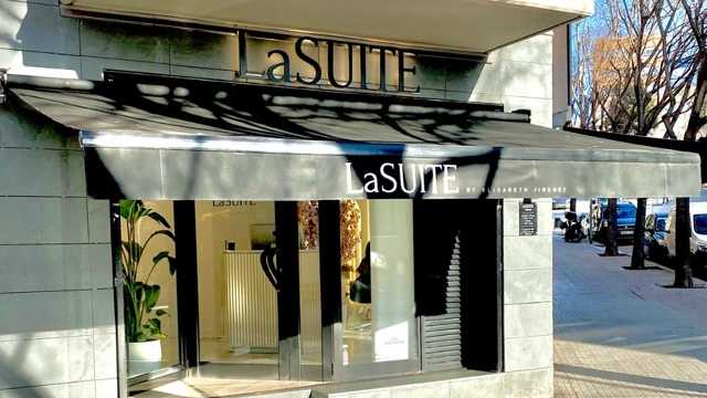 Estilista- oficial peluquería