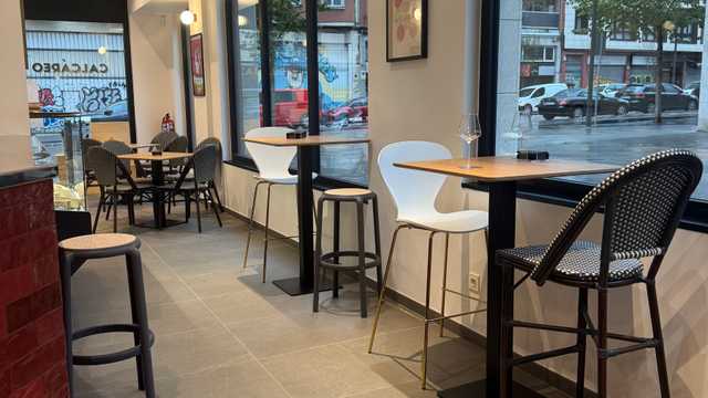 Ayudante/a de Cocina y Friegaplatos