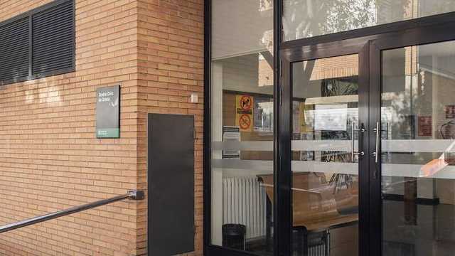 AUXILIAR AYUDA DOMICILIO HABITATGES AMB SERVEIS