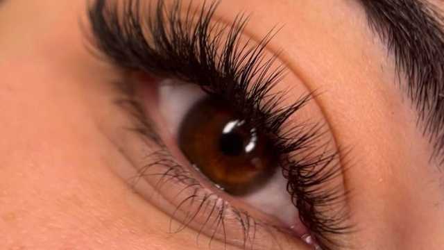 Lash & Brows Technican