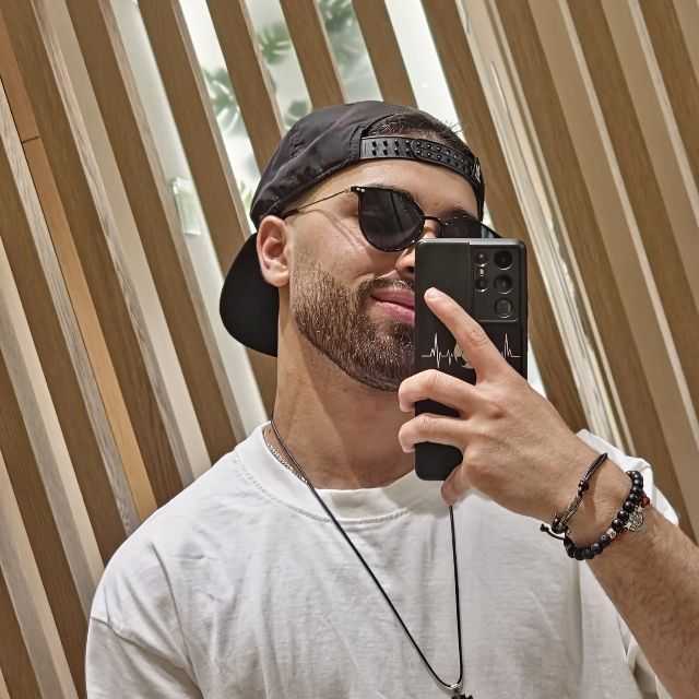 Candidate avatar