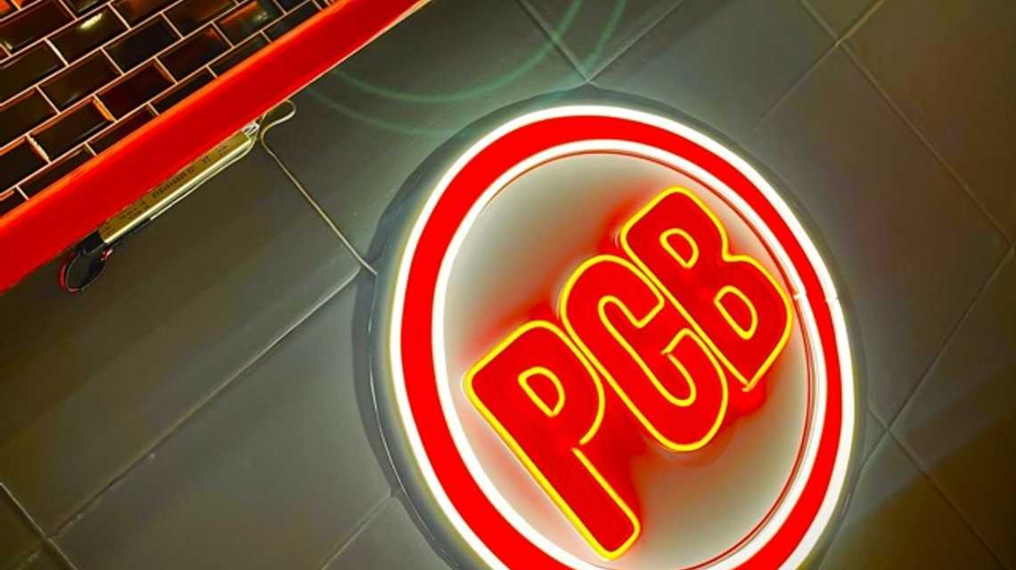 PECHUGONES CHICKEN BROASTER ORRIOLS cover image