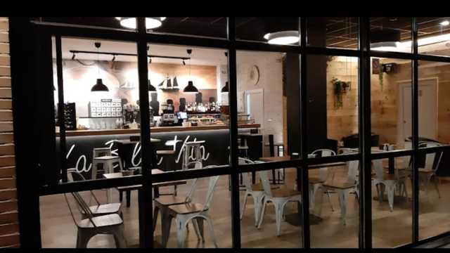 Ayudante de Camarero/a