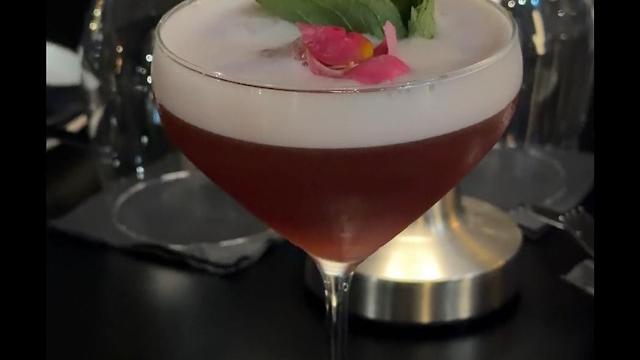 Barman / Barmaid