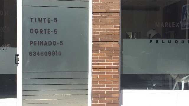 Oficial de Peluquería