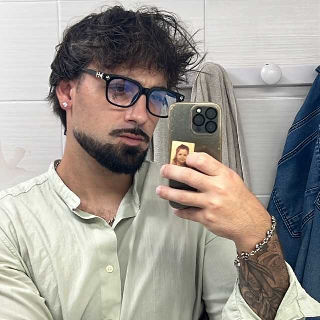 Candidate avatar