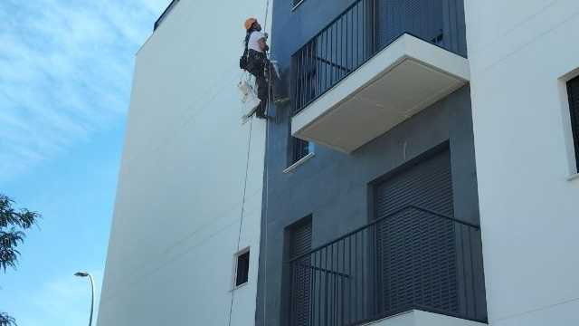 Oficial de trabajos verticales