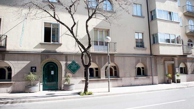 GOBERNANTA DE HOTEL