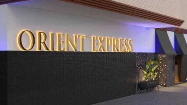 Camarero/a de Extras