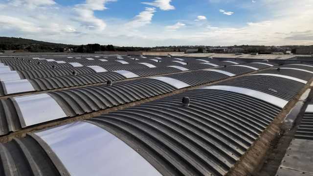 OPERARIO DE LA CONSTRUCCION