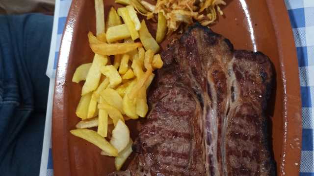 Camarero/a