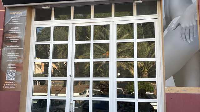 Manicurista Técnica Uñas Acrilicas