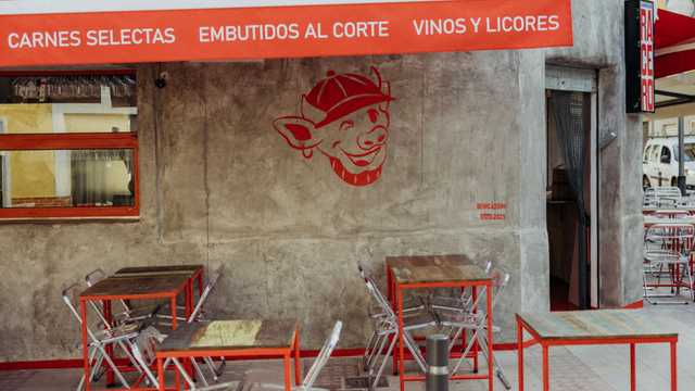 Camarero/a